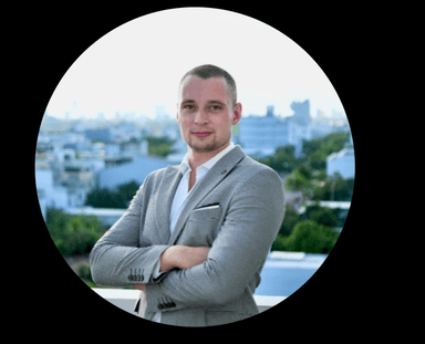 blog author image